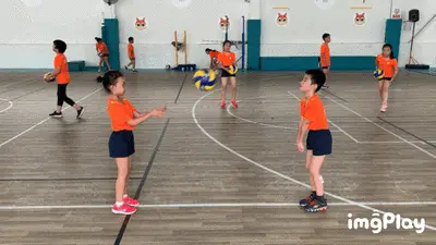 ＂胜不足喜：辽篮险胜的背后，藏着季后赛的隐忧